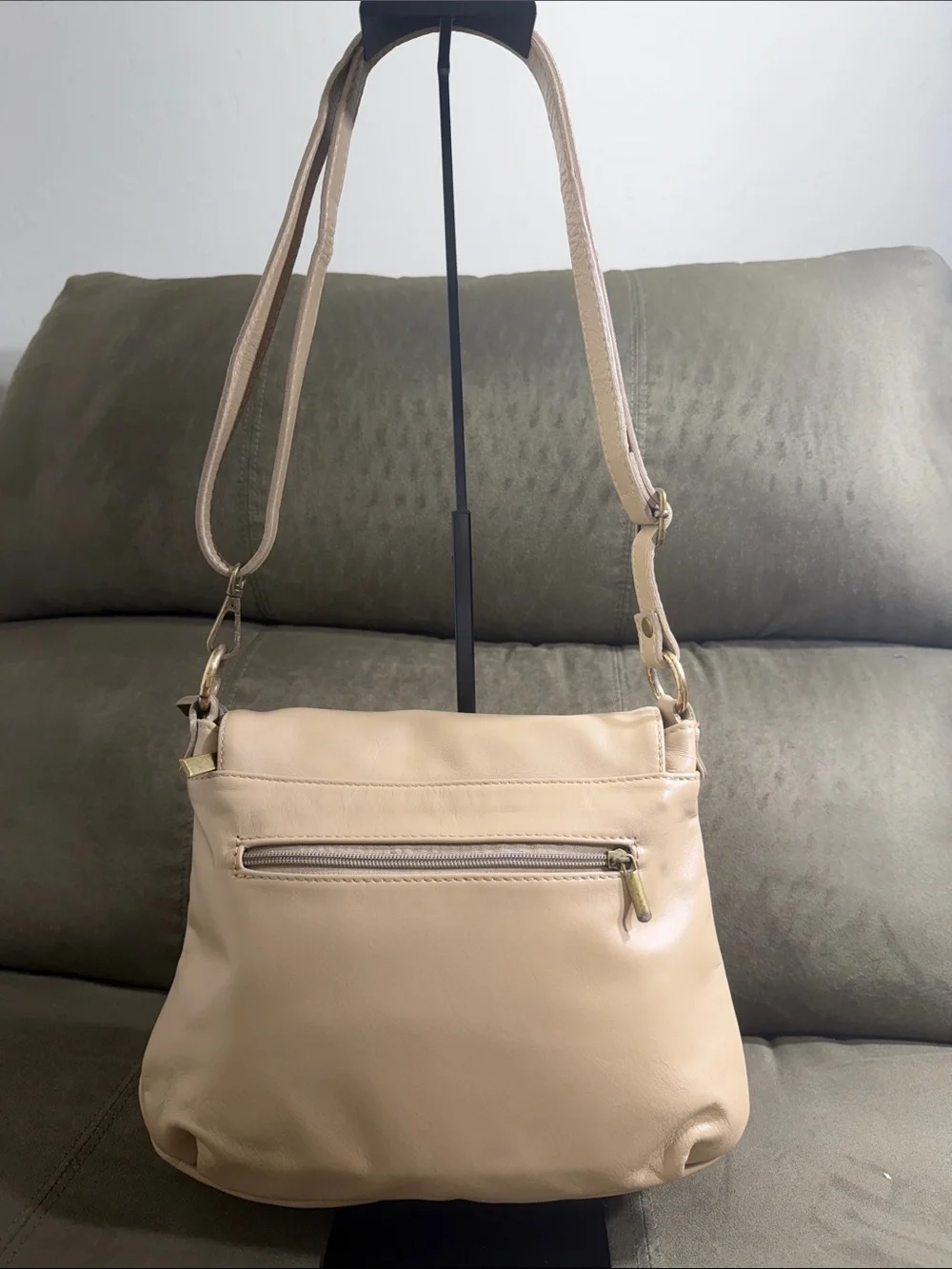 Authentic Florentine Vera Pelle Italian Leather Saddle Crossbody – Cream